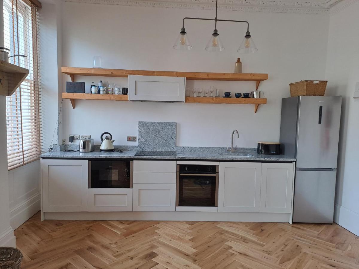 Spinnaker - Self Catering Apartment, 滕比 外观 照片